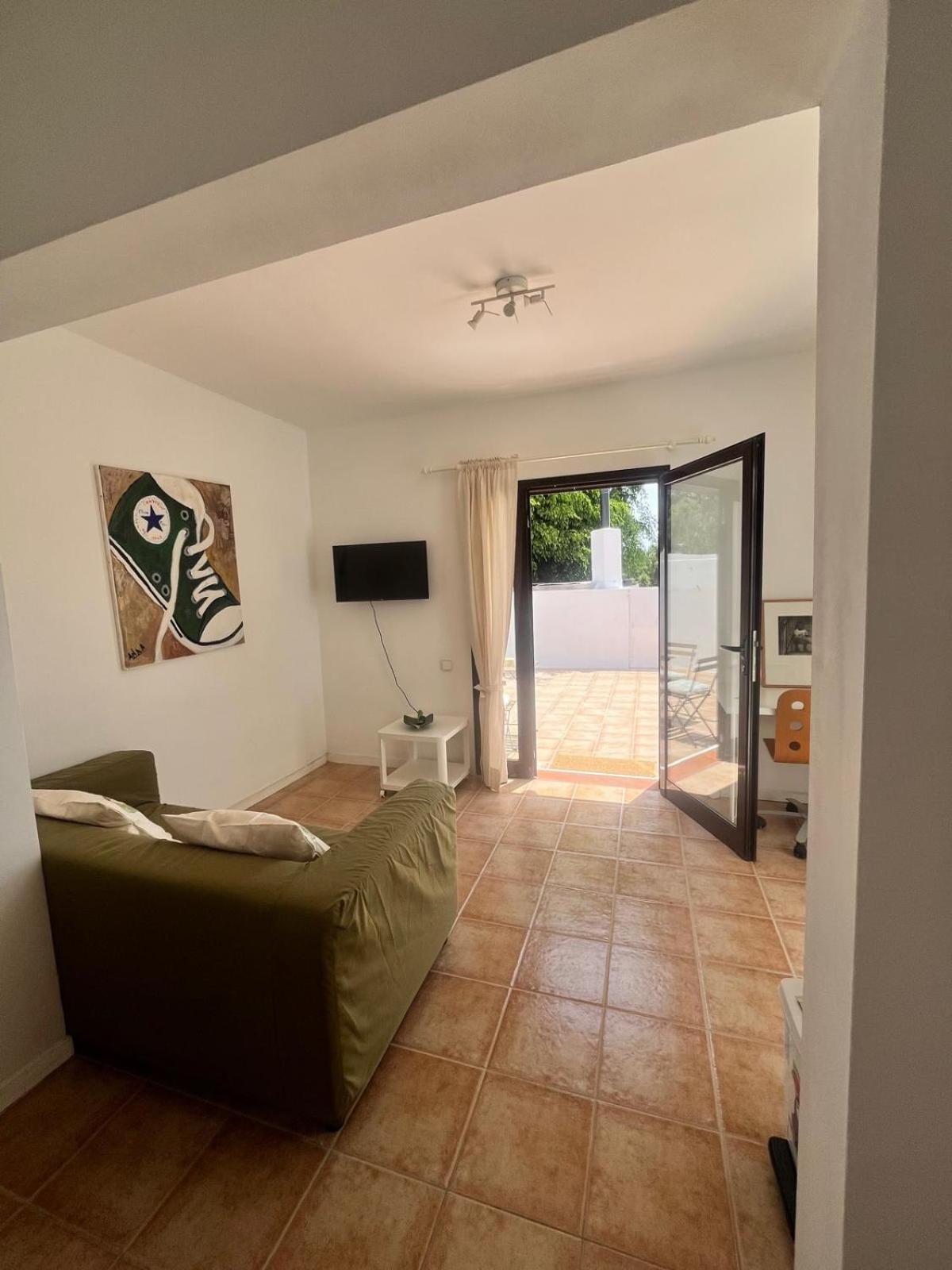 Casa Tina Apartment กอสตา เตกีสเซ ภายนอก รูปภาพ